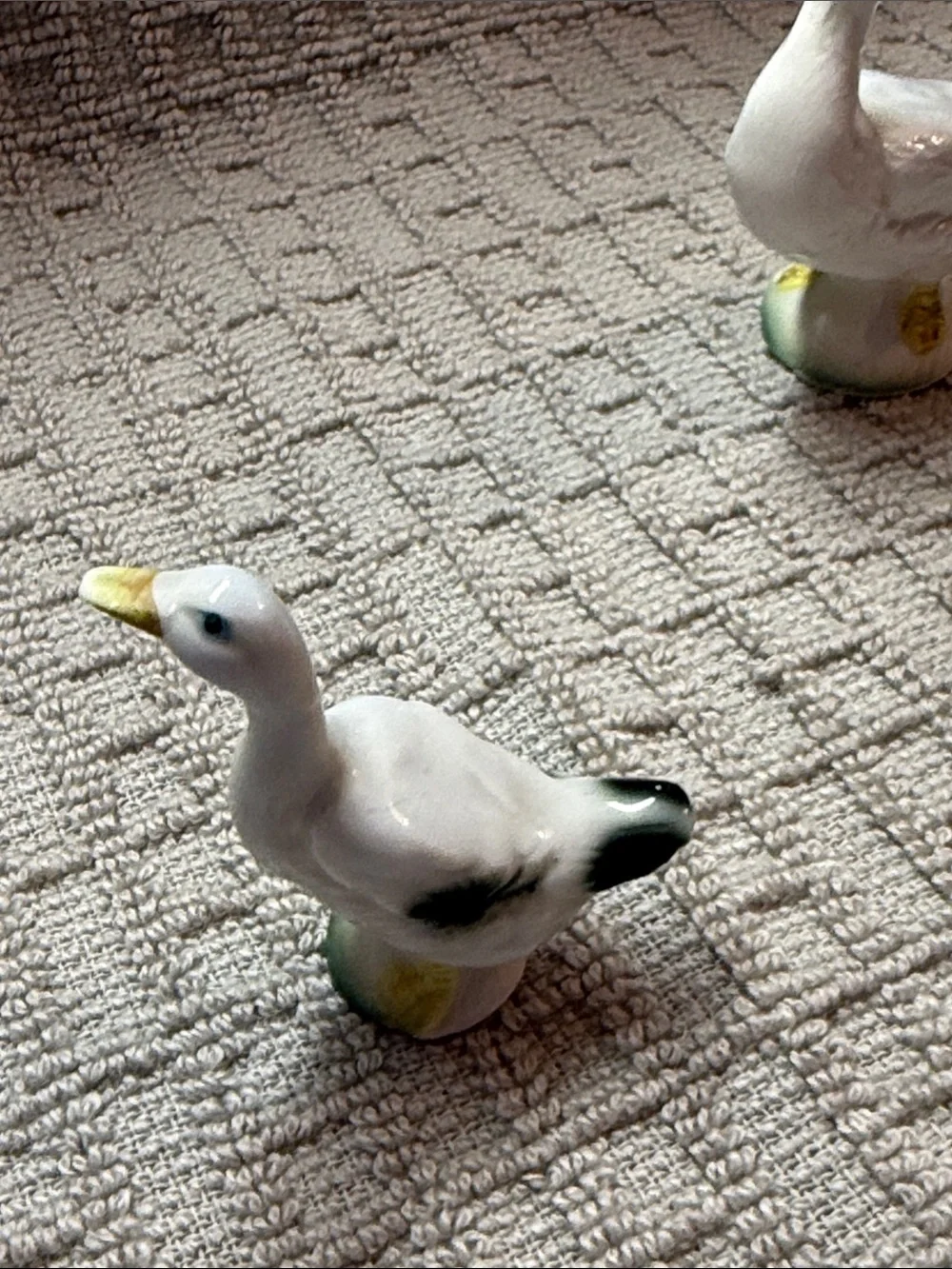 Vintage miniature White Ceramic Duck momma and baby figurines